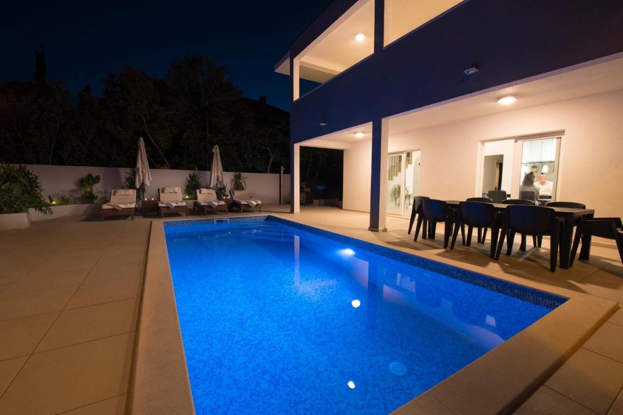 Holiday Home Lana Supetar Luaran gambar